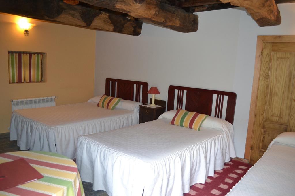 A Pena De Augasantas Guest House Oca de Abaixo Eksteriør bilde